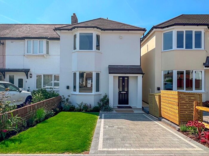 3 Bedroom Semi-Detached House To Rent In Berkeley Drive, West Molesey, KT8