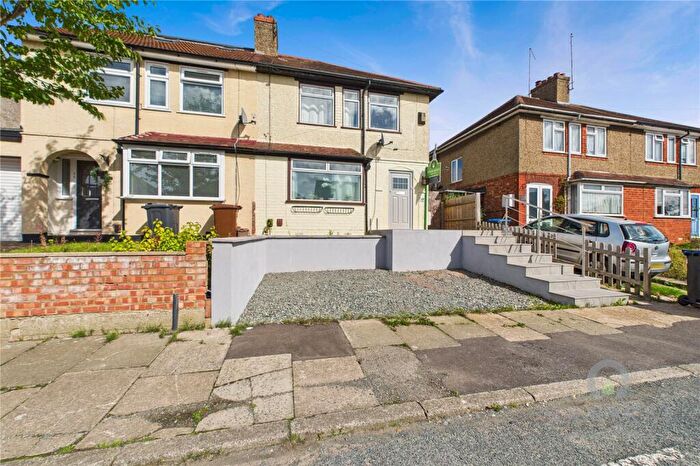 3 Bedroom Semi Detached House For Sale In Fullingdale Road, The Headlands, Northampton, Northamptonshire, NN3