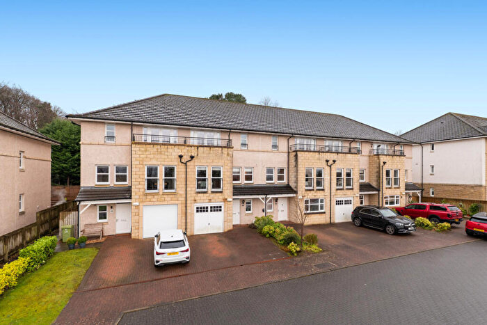 4 Bedroom Town House For Sale In Bluebell Drive, Newton Mearns, G77