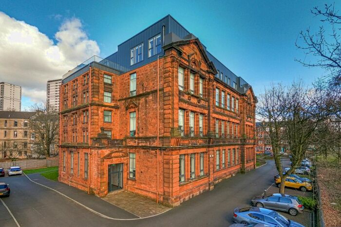 3 Bedroom Flat To Rent In Broomhill Avenue, Broomhill, Glasgow, G11