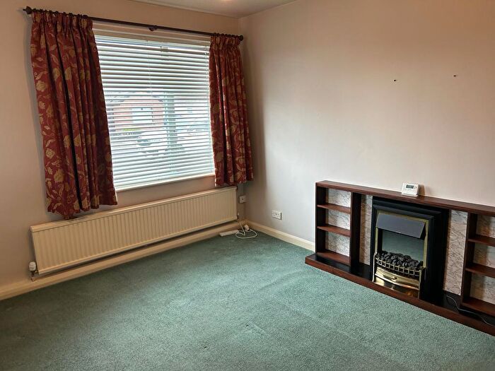 2 Bedroom Flat To Rent In Levens Drive, Heysham, LA3