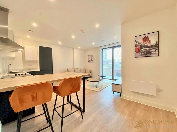 2 Bedroom Flat To Rent In Exchange Point, Salford, M3