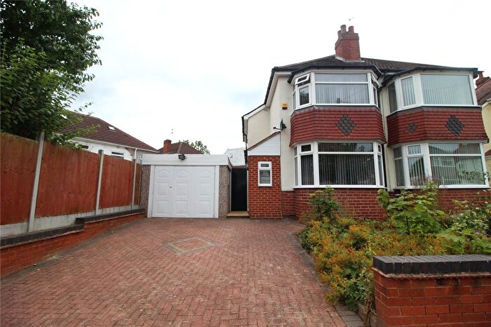 3 Bedroom Detached House To Rent In Barton Croft, Birmingham, West Midlands, B28
