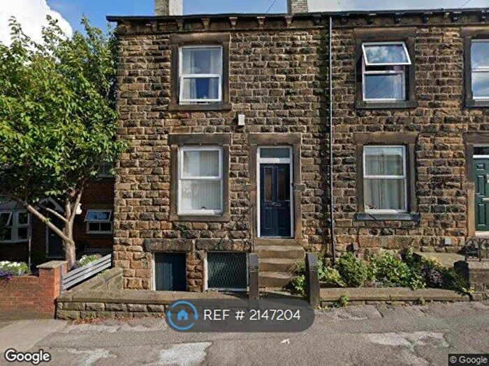 3 Bedroom Semi-Detached House To Rent In Elland Road, Morley, Leeds, LS27