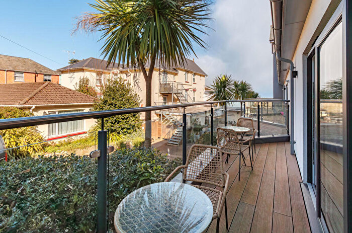 2 Bedroom Flat For Sale In The Bay House, Chine Avenue, Shanklin, PO37
