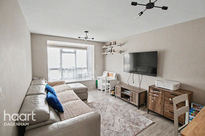 1 Bedroom Flat To Rent In Ibscott Close, Dagenham, RM10