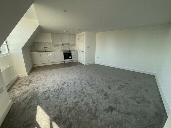 2 Bedroom Flat To Rent In Milton Road, Gravesend, DA12