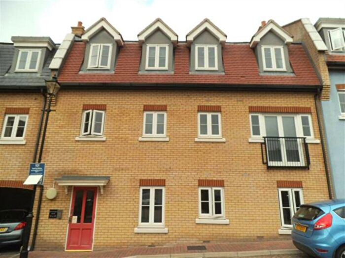 1 Bedroom Flat To Rent In Rocheforte House, Roche Close, SS4