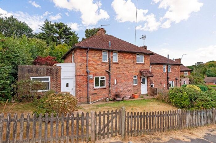 3 Bedroom Semi-Detached House For Sale In Queens Cottages, Wadhurst, East Sussex, TN5
