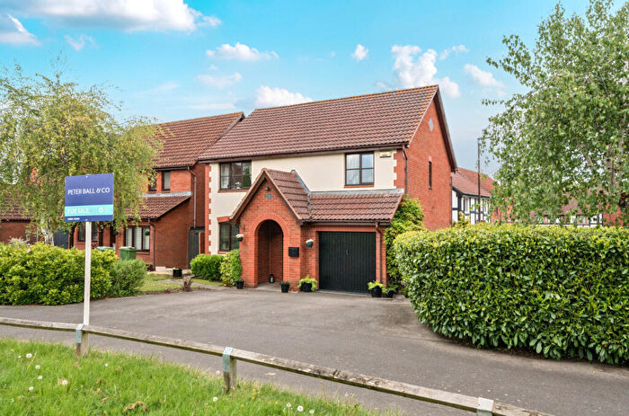 4 Bedroom Detached House For Sale In Courtney Close, Tewkesbury, Gloucestershire, GL20