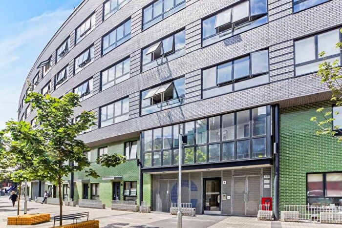 1 Bedroom Apartment For Sale In Mint Street, Bethnal Green, E2