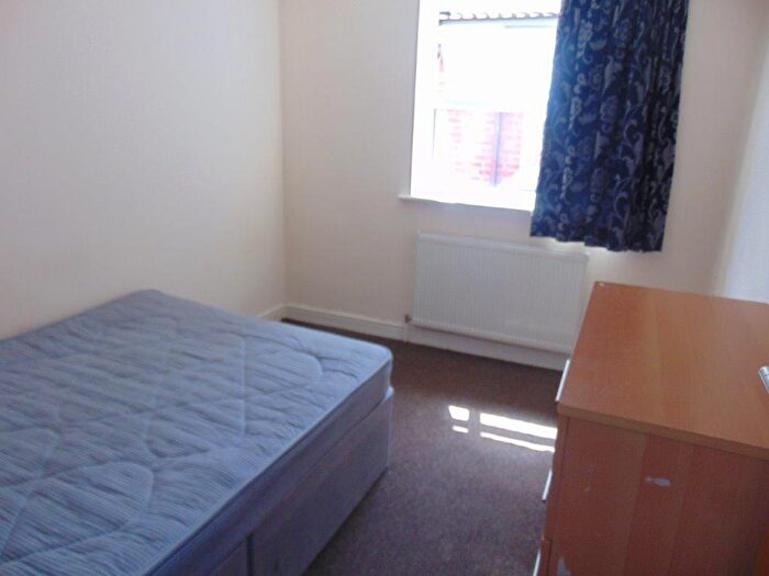 4 Bedroom Flat To Rent In Burgess Road, SO16