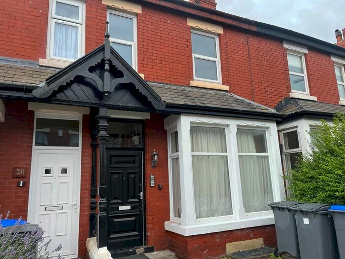 1 Bedroom Flat To Rent In Leeds Road, Blackpool, Lancashire, FY1