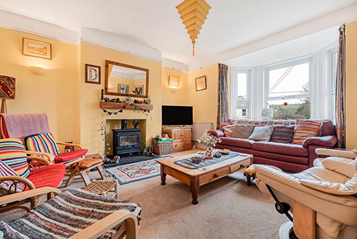 6 Bedroom Terraced House For Sale In Hillside, South Brent, TQ10