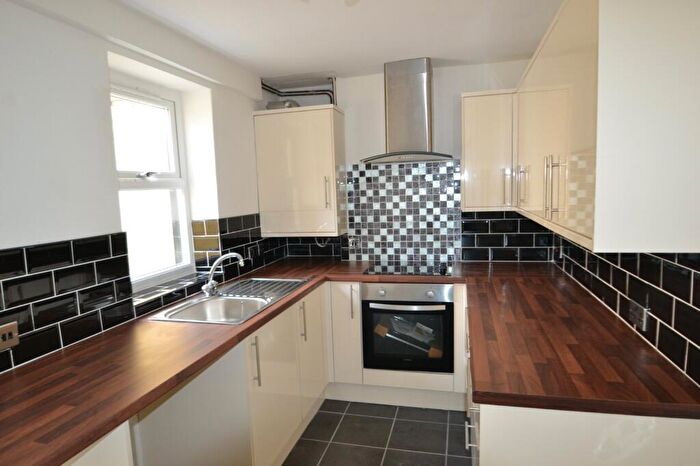 2 Bedroom Terraced House To Rent In Hill Street, Bangor, Gwynedd, LL57