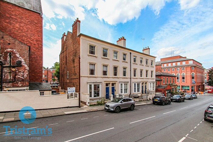 2 Bedroom Penthouse To Rent In Park Row, Nottingham, NG1