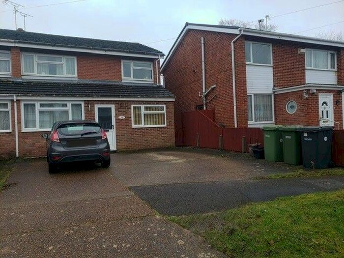 4 Bedroom Property To Rent In Barton Drive, Hedge End, Southampton, SO30