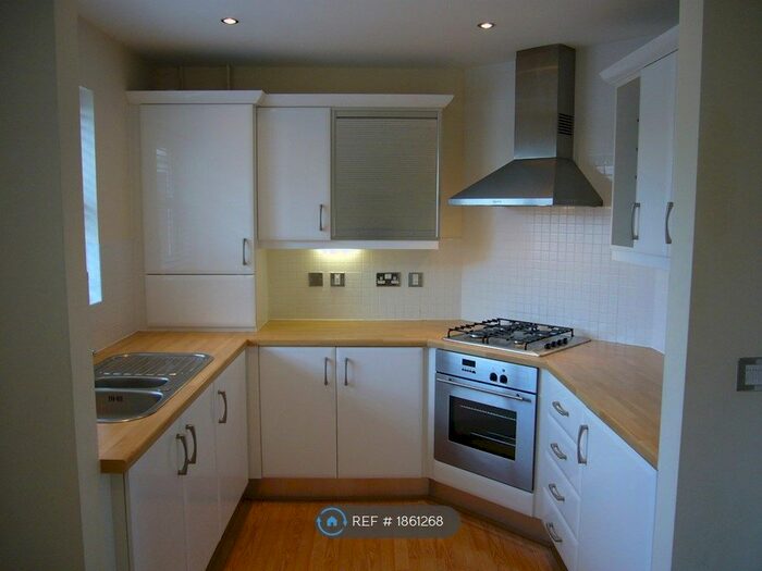 2 Bedroom Flat To Rent In Forsythia Drive, Clayton-Le-Woods, Chorley, PR6