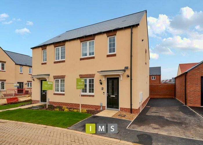 2 Bedroom Semi-Detached House To Rent In Rasen Road, OX26