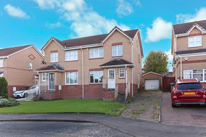 3 Bedroom Semi-Detached House For Sale In Alloway Crescent, Paisley, Renfrewshire, PA2