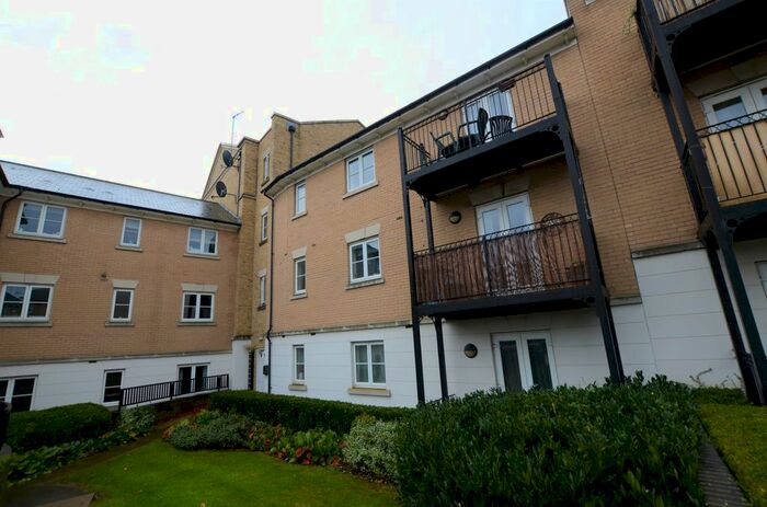 2 Bedroom Flat To Rent In New Braiswick Park, Colchester CO4