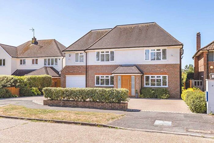 5 Bedroom Detached House For Sale In Kingswood Close, Englefield Green, Egham, TW20
