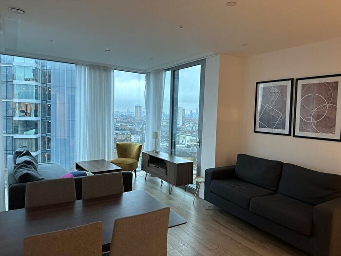 1 Bedroom Flat To Rent In Neroli House, Piazza Walk, E1
