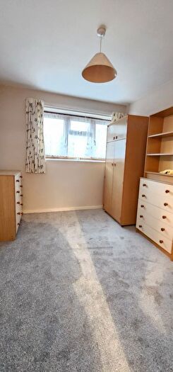3 Bedroom Terraced House To Rent In The Knares, Basildon, SS16