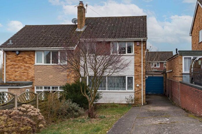 3 Bedroom Semi-Detached House For Sale In Pineways, Stourbridge, West Midlands, DY8