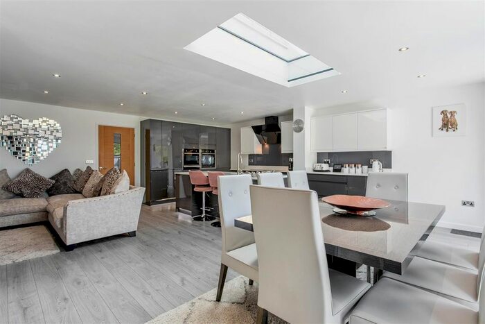 4 Bedroom Detached House For Sale In Well End Road, Well End, Borehamwood, WD6