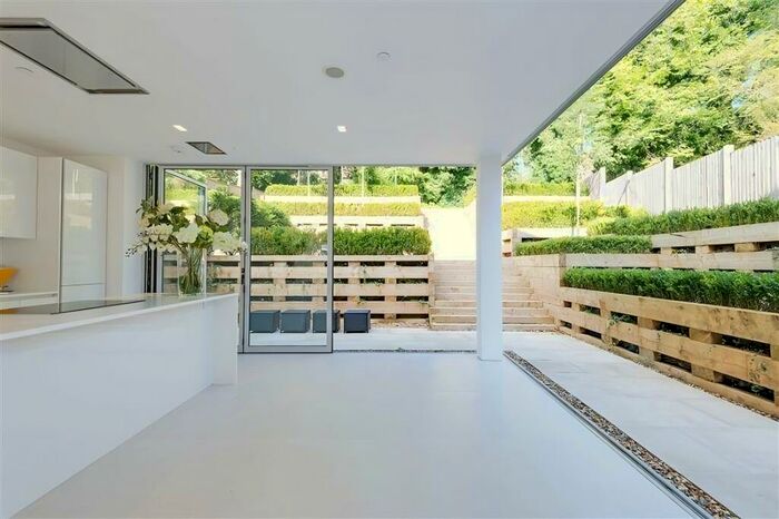 6 Bedroom Semi-Detached House To Rent In Stanhope Gardens, Highgate, London, N6