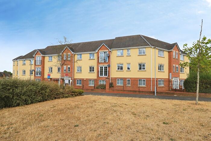 2 Bedroom Flat For Sale In Purcell Road, Wolverhampton, WV10