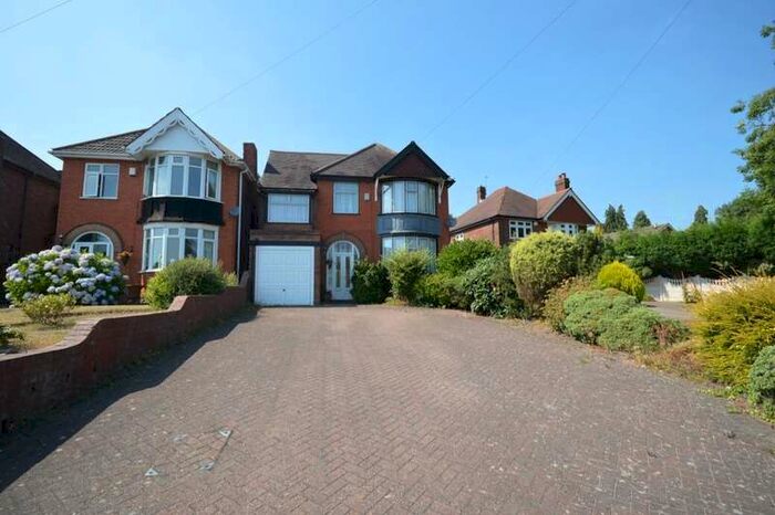 4 Bedroom Detached House To Rent In Vicarage Road West, Dudley, DY1