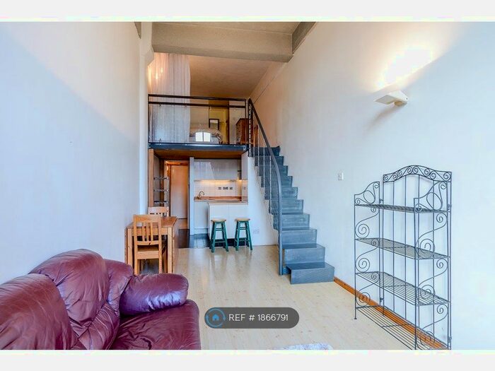 1 Bedroom Flat To Rent In Bow Quarter, London, E3