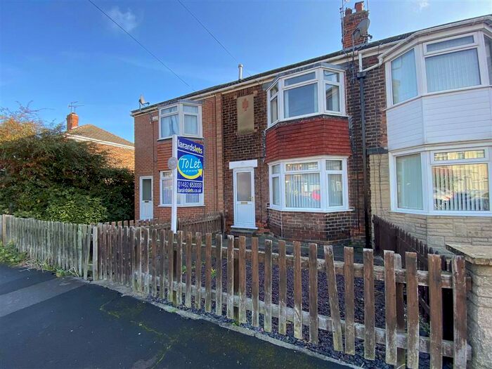 2 Bedroom Terraced House To Rent In Lamorna Avenue, Hull, HU8