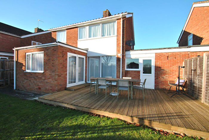 3 Bedroom Detached House To Rent In Brandles Road, Letchworth Garden City, SG6