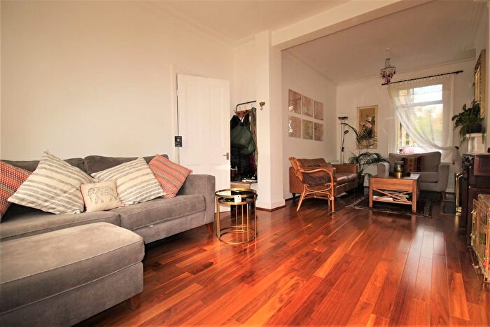 3 Bedroom Terraced House For Sale In Prospect Road, Woodford Green, IG8