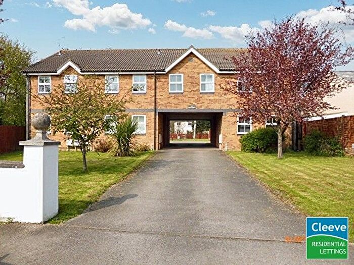 1 Bedroom Flat To Rent In Stoke Road, Bishops Cleeve, GL52