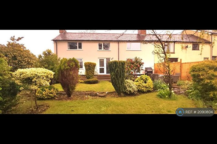 3 Bedroom End Of Terrace House To Rent In Rhos Estyn Lane, Hope, Wrexham, LL12