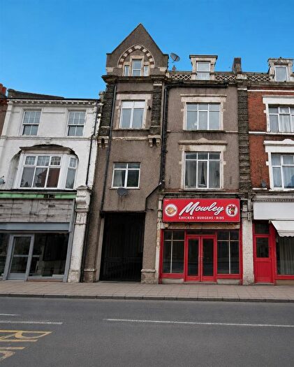 2 Bedroom Flat To Rent In New Cross Road, London, SE14