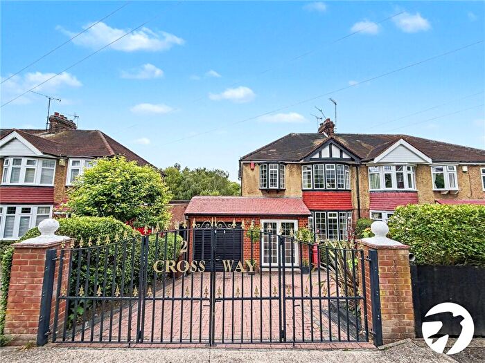 3 Bedroom Semi-Detached House For Sale In Cross Way, Rochester, Kent, ME1