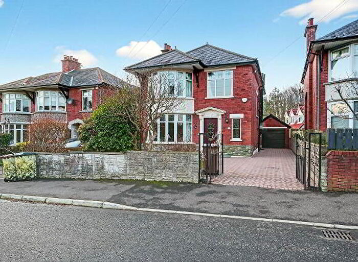 4 Bedroom Detached House For Sale In Kings Crescent, Belfast, BT5