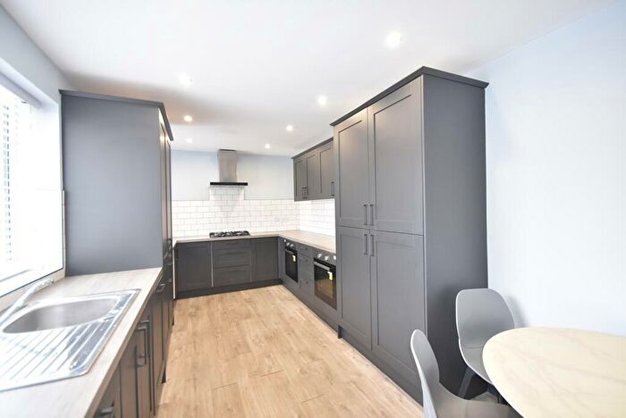 5 Bedroom Flat To Rent In Springbank Road, Sandyford, Newcastle Upon Tyne, NE6