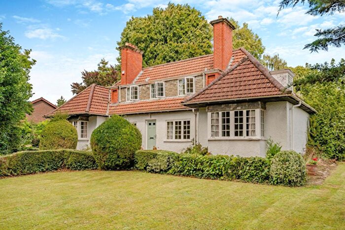 4 Bedroom Detached House For Sale In St. Lawrence Road, Chepstow, Monmouthshire, NP16