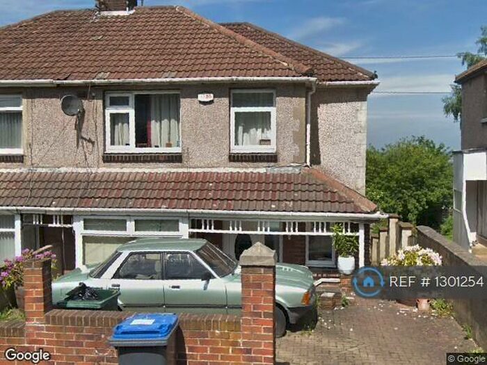 4 Bedroom Semi-Detached House To Rent In Southmere Drive, Bradford, BD7