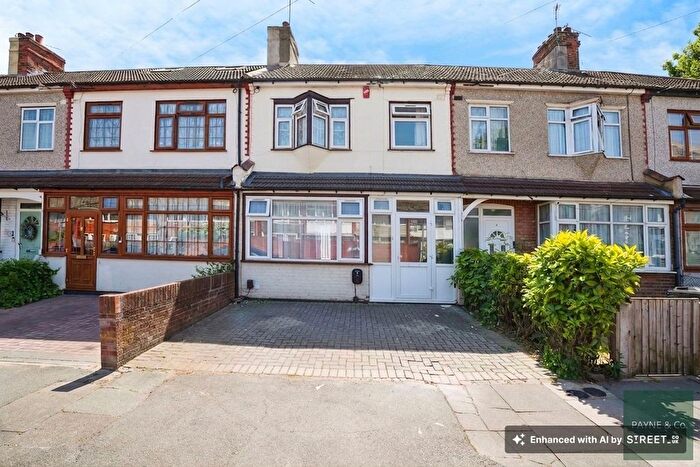 3 Bedroom Terraced House For Sale In Salisbury Road, Ilford, IG3