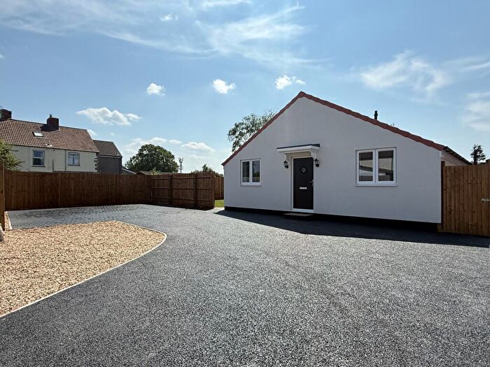 2 Bedroom Detached House For Sale In Redwick Road, Pilning, South Gloucestershire, BS35