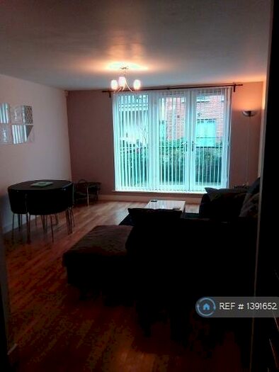 1 Bedroom Flat To Rent In Worsdell Drive, Gateshead, NE8