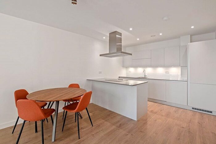 2 Bedroom Flat To Rent In Forrester Way, London, E15