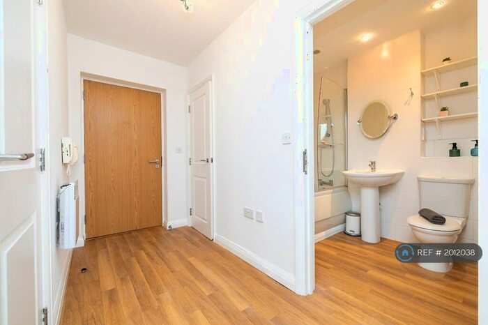 1 Bedroom Flat To Rent In Saints House, Solihull, B91